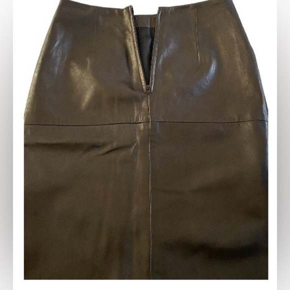 DANIER Soft & Buttery Genuine Leather Pencil Skirt Size 6 - Picture 4 of 12